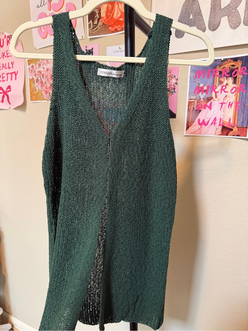 NWOT Zenana Black Open Knit Center Slit V-Neck Sweater Tank Top Large